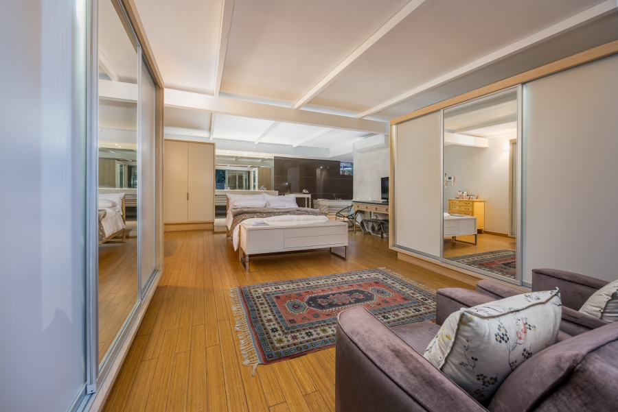 5 Bedroom Property for Sale in Valmary Park Western Cape